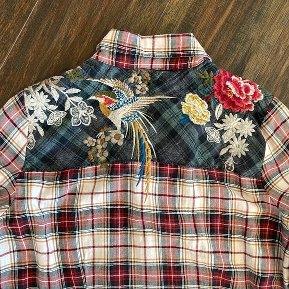 Johnny Was Collection Imogen Smock Shirt Red & Black Plaid Size SM RETAIL $240 - Picture 4 of 5